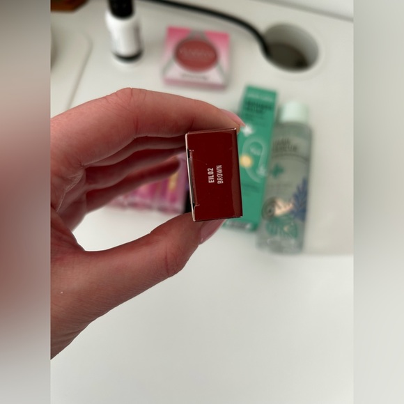 Assorted Makeup & Skincare products. NWT. - Picture 7 of 16